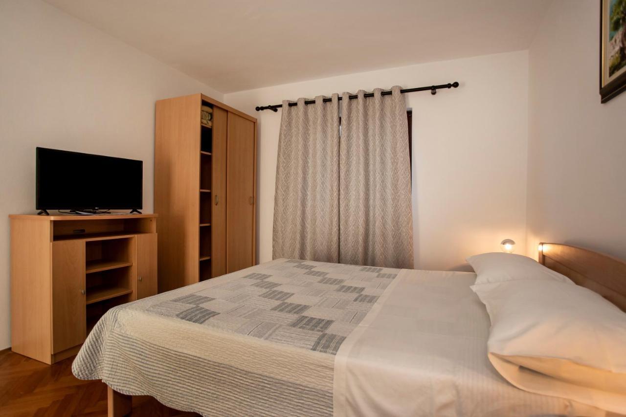 Volarevic Apartment *